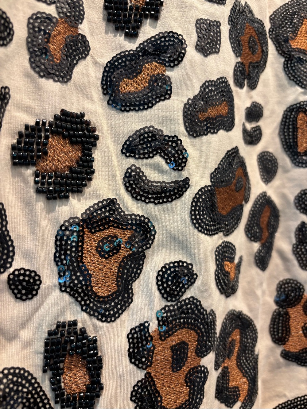 Queen of Sparkles Sequin Leopard Print Top Short Sleeve Blouse Shirt Tee Small - Picture 5 of 9